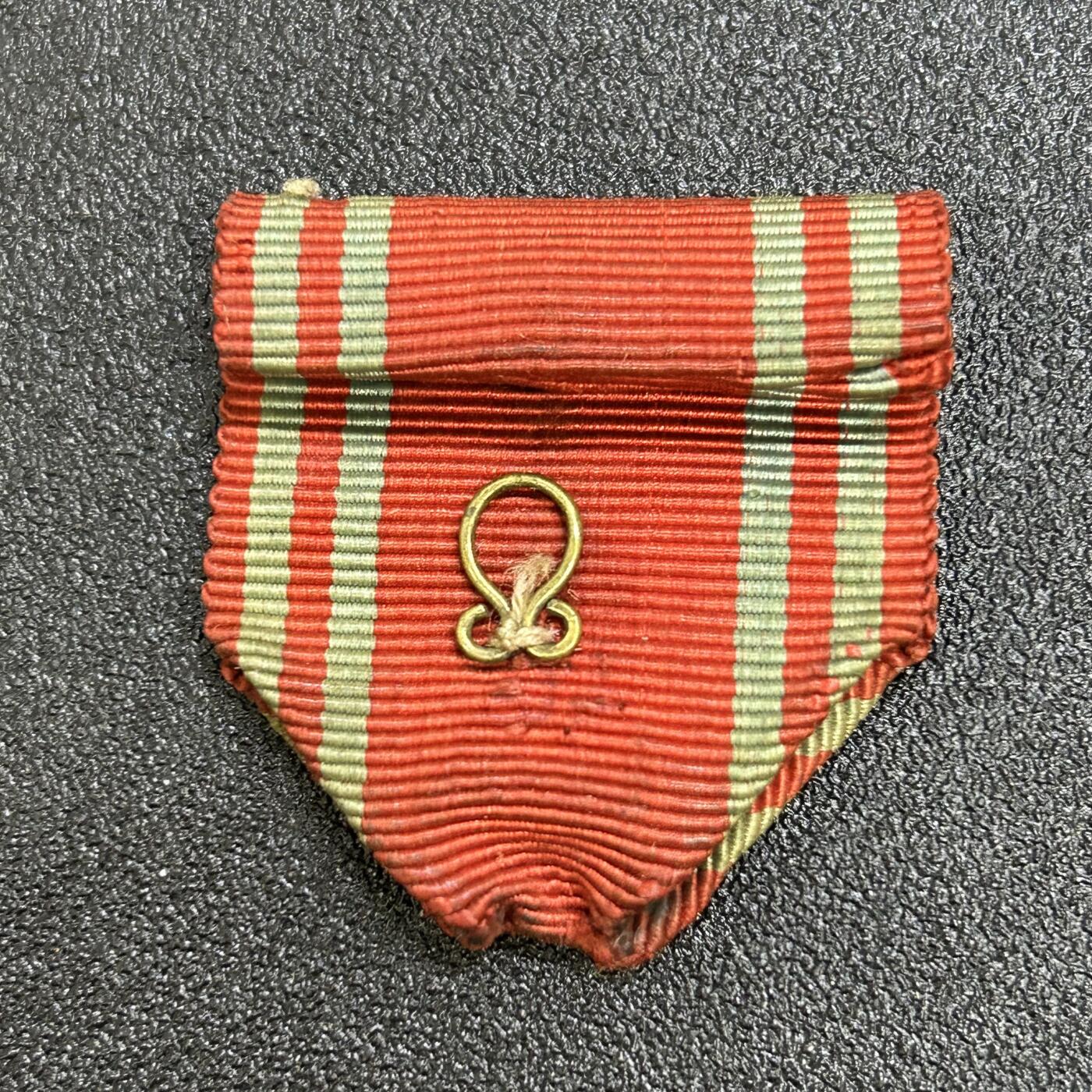 西秦中古拍卖第六十八期 日本红十字奖章绶带