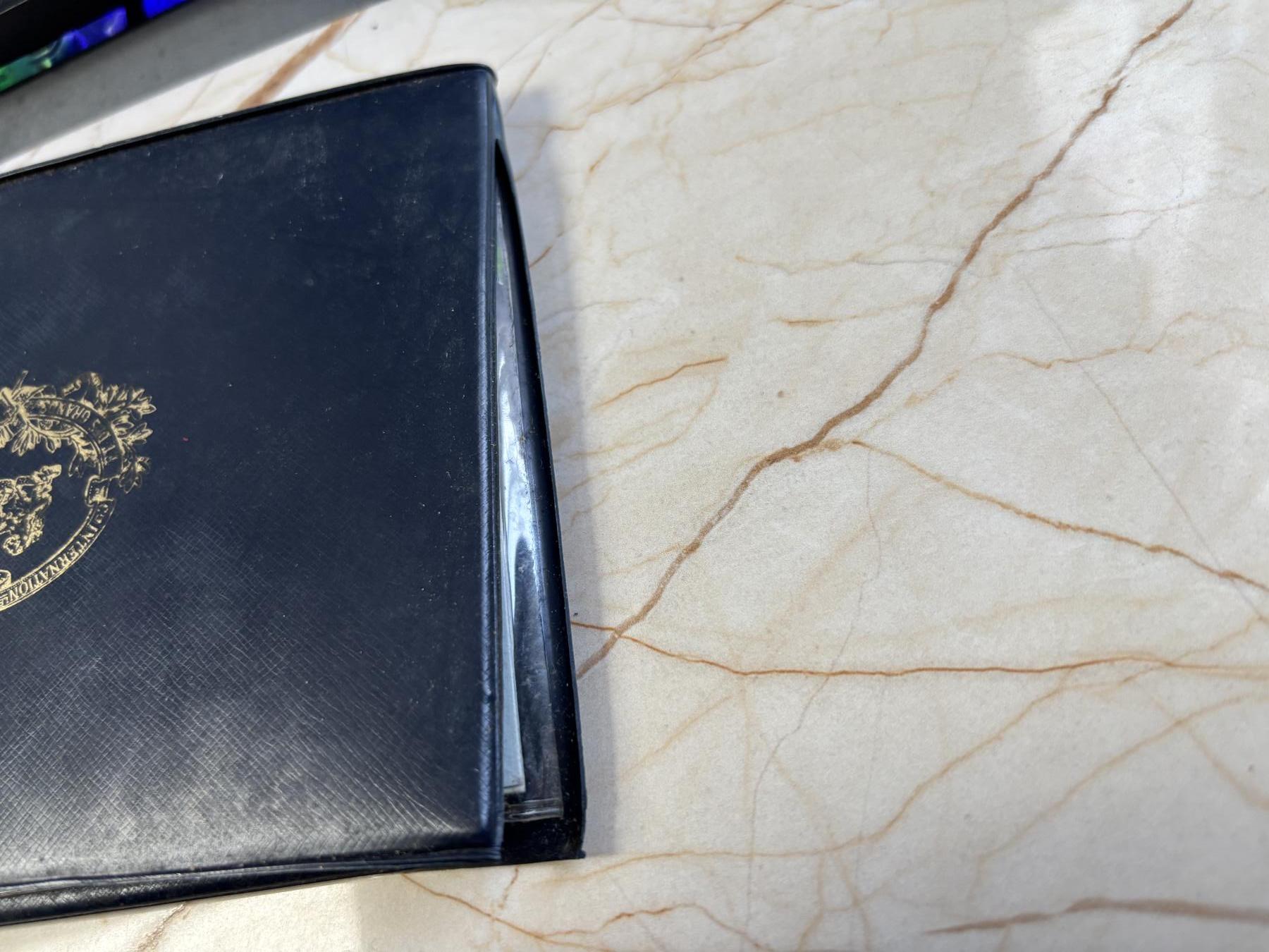 第183期拍卖 国外发行东方快车的最后旅程纪念银章，925银，边齿有标，带卡重22克，直径32毫米