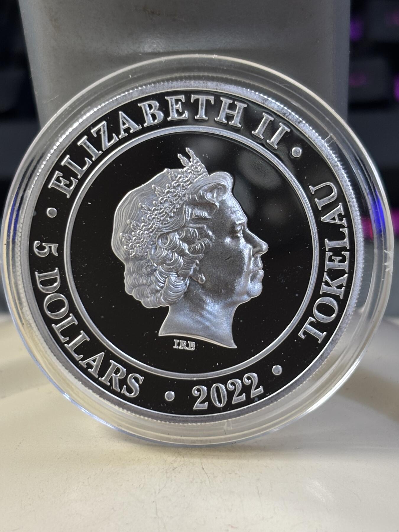 第183期拍卖 托克劳2022年欧罗巴骑牛女神1盎司纪念银币，999银，有氧化小白点