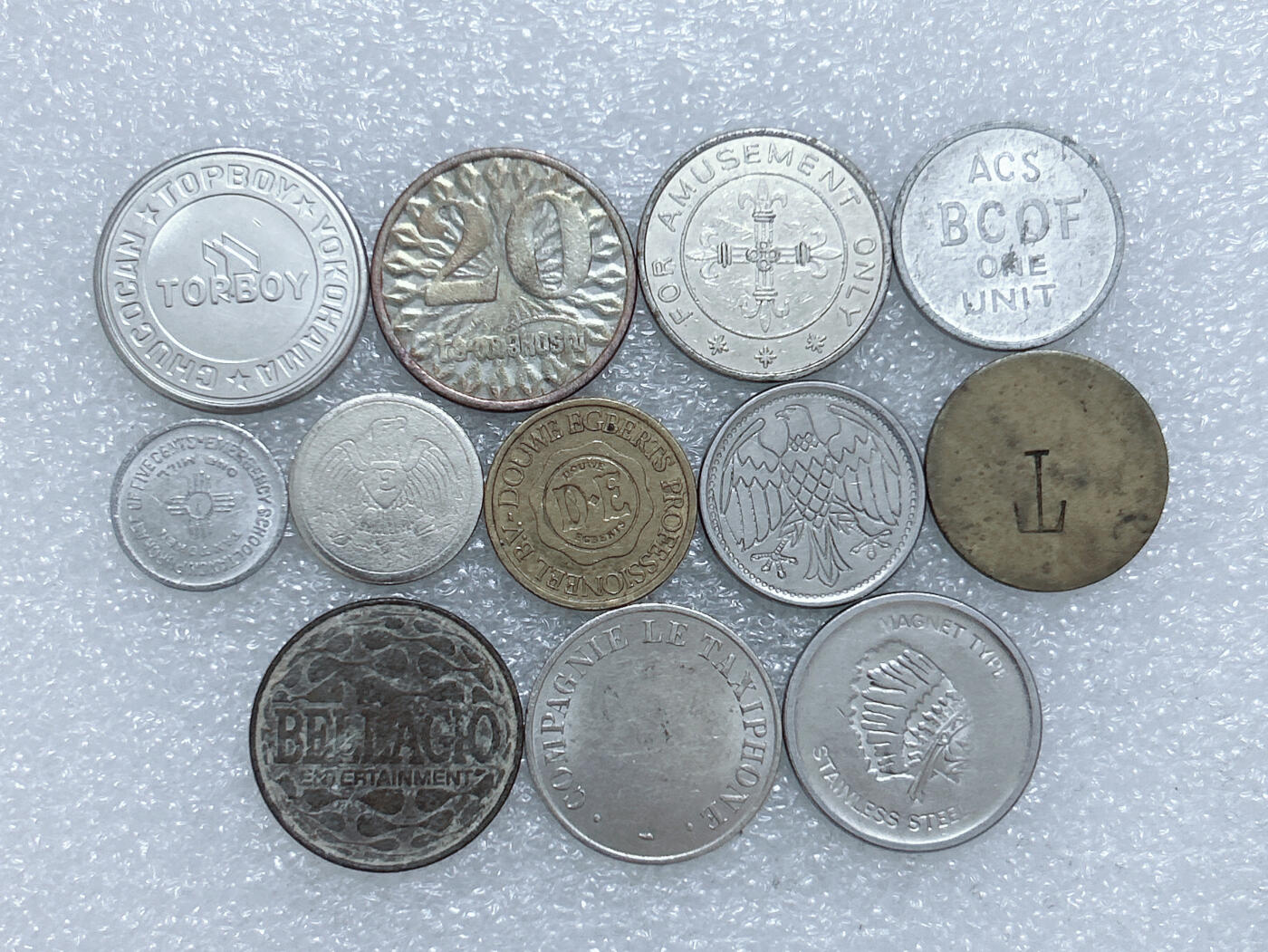 第一海外回流一元起拍收藏 散集专场  第273期 代币 游戏币 12枚