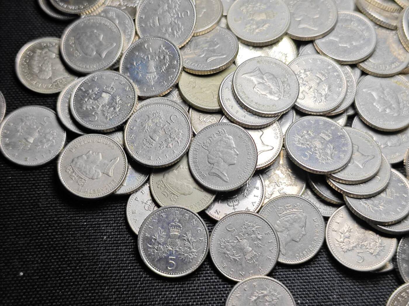 KK钱币收藏小铺 （套币 好品/批量散币 银币）专场  2月预留时间 周末发货  英国5便士401枚 面值20.05镑