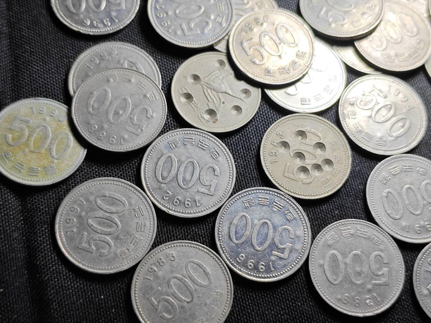 KK钱币收藏小铺 （套币 好品/批量散币 银币）专场  2月预留时间 周末发货  韩国500韩元46枚 试机币