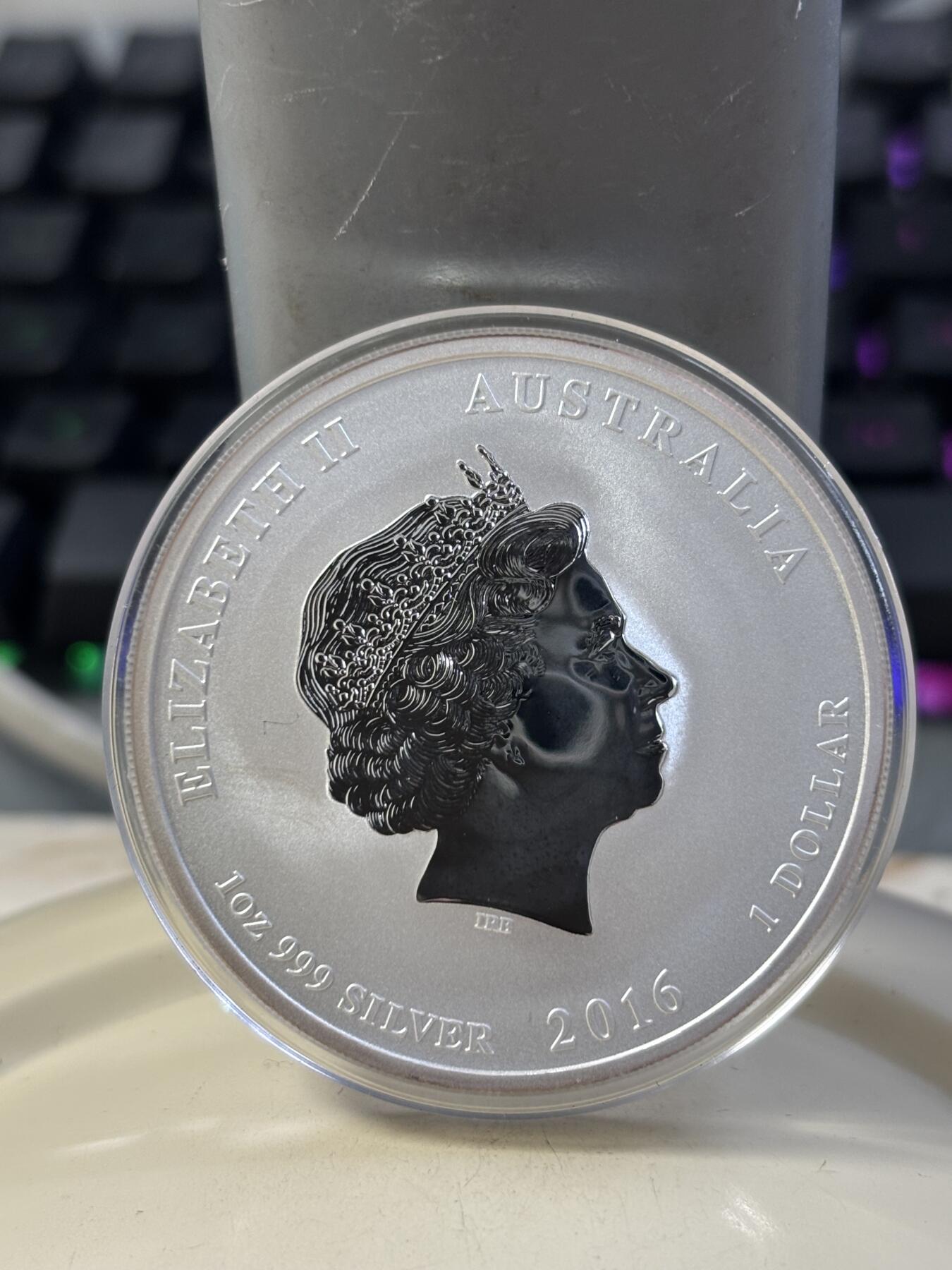 第183期拍卖 澳大利亚2016年生肖猴年私印狮子1盎司纪念银币,1盎司，999银，女王面脏，