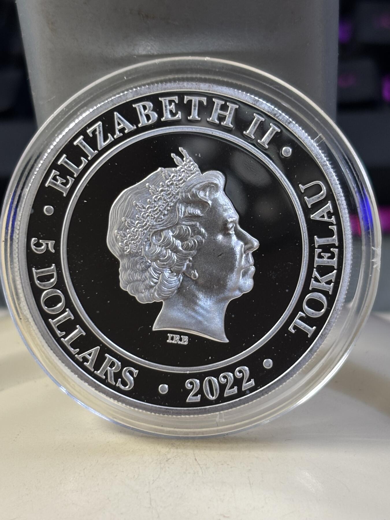 第183期拍卖 托克劳2022年欧罗巴骑牛女神1盎司纪念银币，999银，有氧化小白点