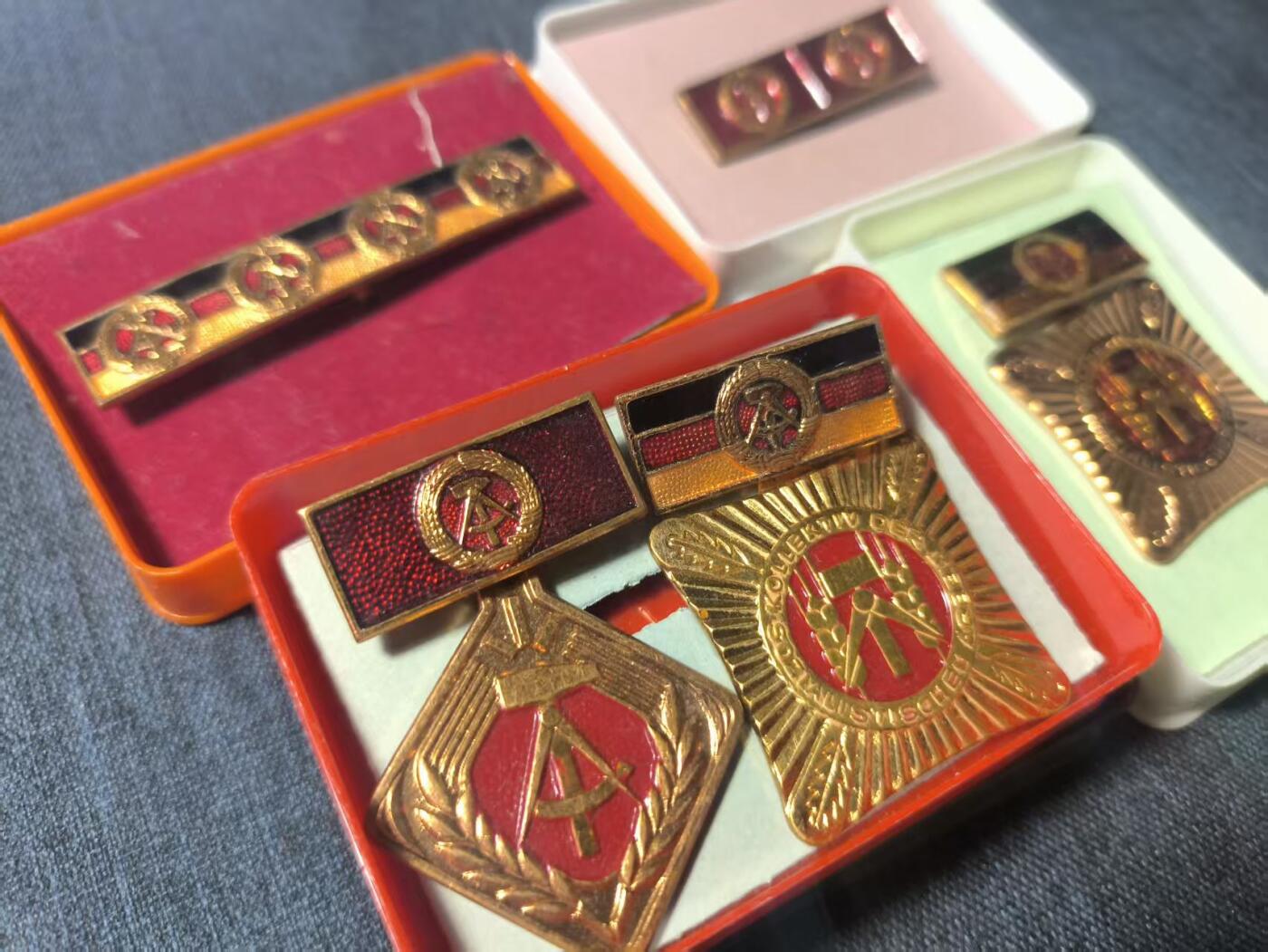 罗岚⭐新藏⭐特惠专拍第一场-分享拍场赚佣 民主德国劳动荣誉奖章一组（含稀有四次获得珐琅版）