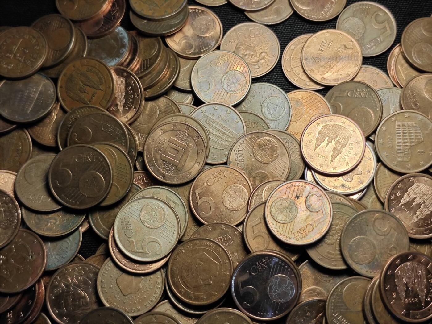 KK钱币收藏小铺 （套币 好品/批量散币 银币）专场  2月预留时间 周末发货  欧元5欧分一组302枚 面值15.1欧元 含少见国家