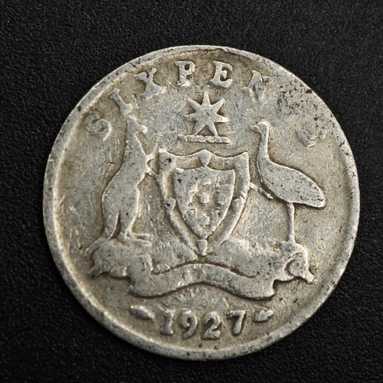 【淘币小摊】限时拍第八百一十二拍  小银币场  满百包邮可预留两周  周一统一发货  澳大利亚1927年乔治五世6便士银币