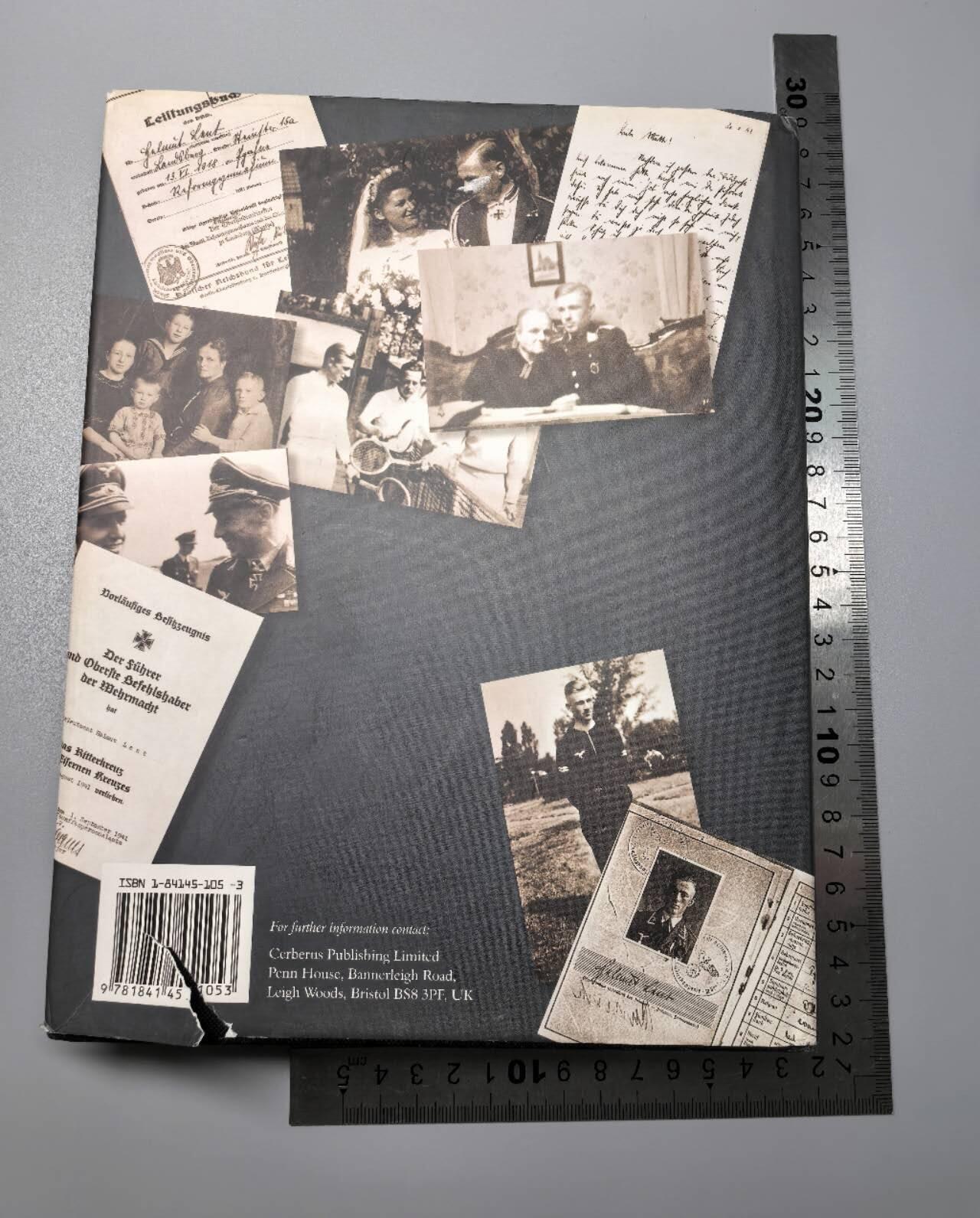 小驴勋章奖章收藏11月29日周六晚六点拍卖（珍爱和平，收藏战争，铭记历史，勿忘国耻，忠党爱国。有偿代拍，送拍规则在简介最后，参拍须阅读规则后再参拍，关系到运费包装发货时效真假辨别等关键信息，拍卖时不再发原图，看大图店主微信码在拍卖店铺介绍里） 钻石双剑橡叶骑士铁十字勋章获得者、空军野战王牌赫尔穆特·伦特的传记