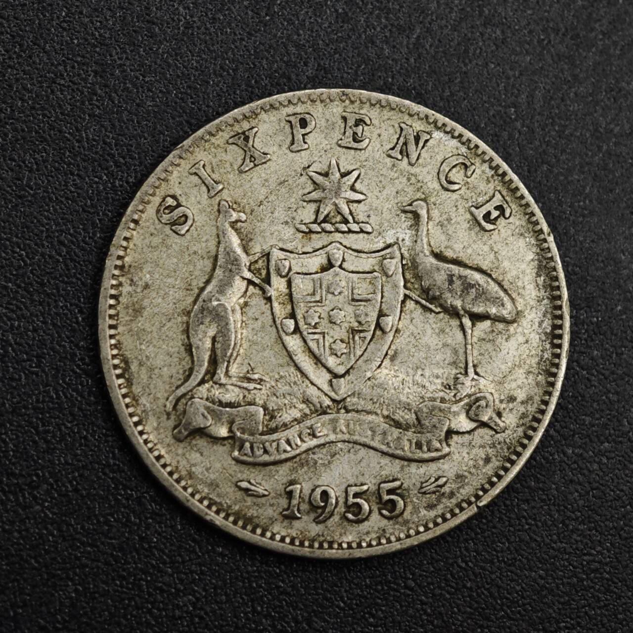 【淘币小摊】限时拍第八百一十二拍  小银币场  满百包邮可预留两周  周一统一发货  澳大利亚1955年伊丽莎白二世6便士银币