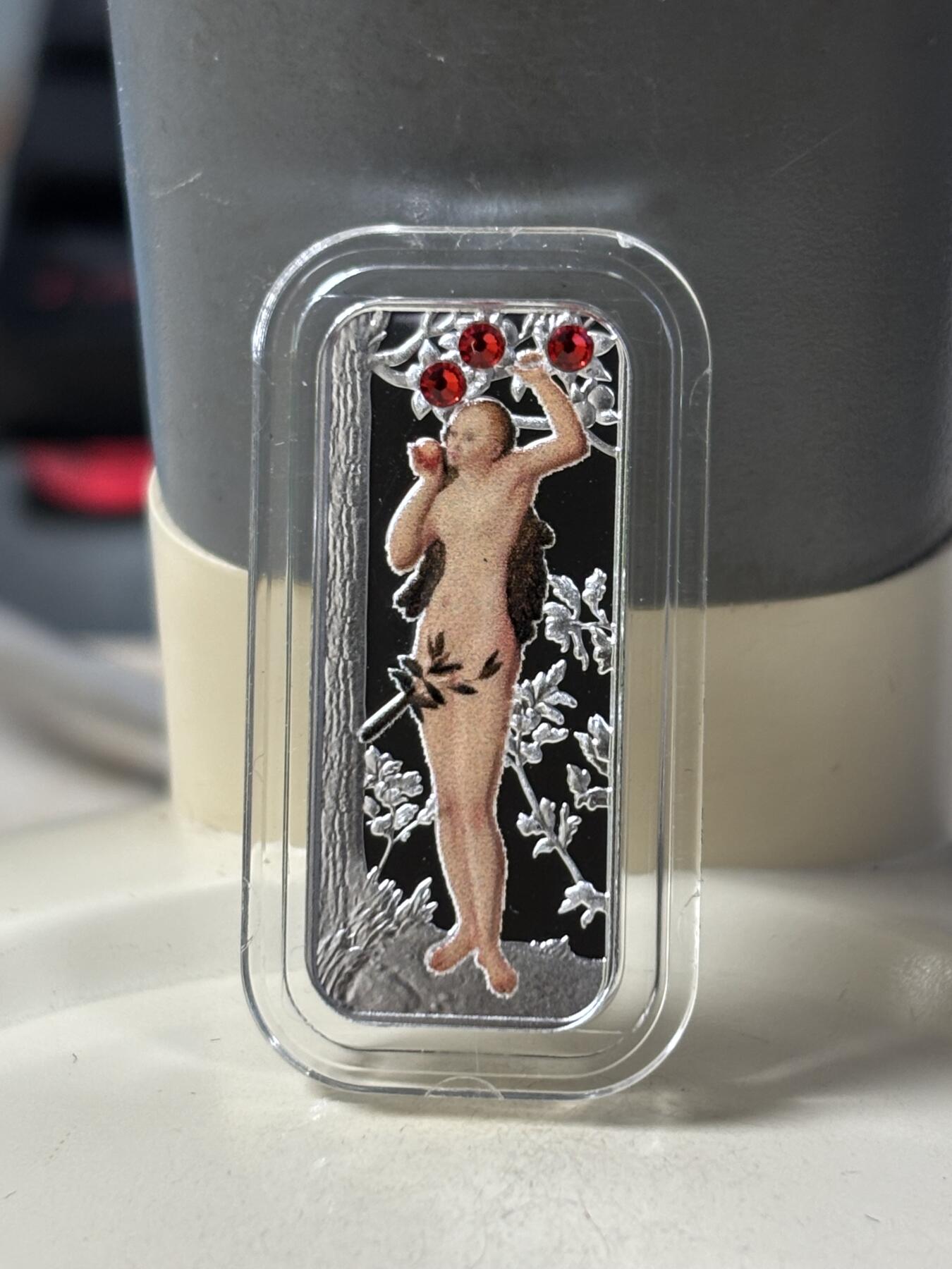 第183期拍卖 喀麦隆2018伊甸园亚当和夏娃彩印条形组合银币，999银，10克*2，发行999套