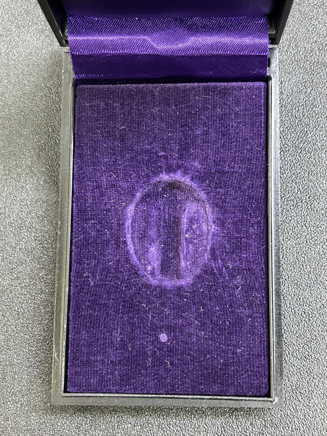 西秦中古拍卖第六十八期 日本国有铁路功绩奖章空盒