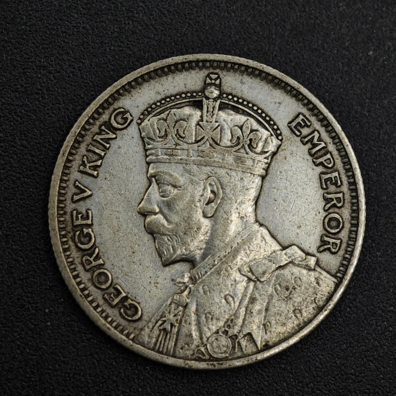 【淘币小摊】限时拍第八百一十二拍  小银币场  满百包邮可预留两周  周一统一发货  新西兰1935年乔治五世6便士银币