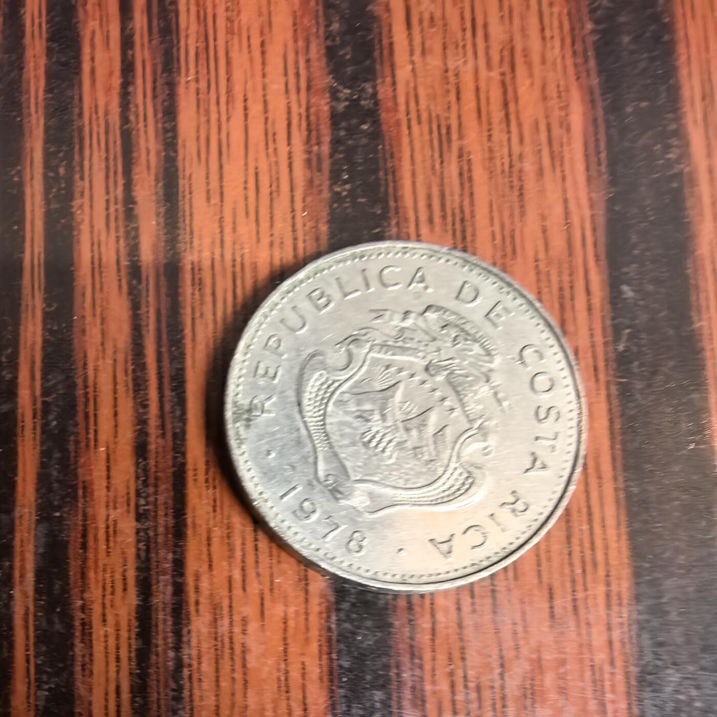 泡泡币外币第三十六场可代拍15038385335微信 哥斯达黎加硬币。