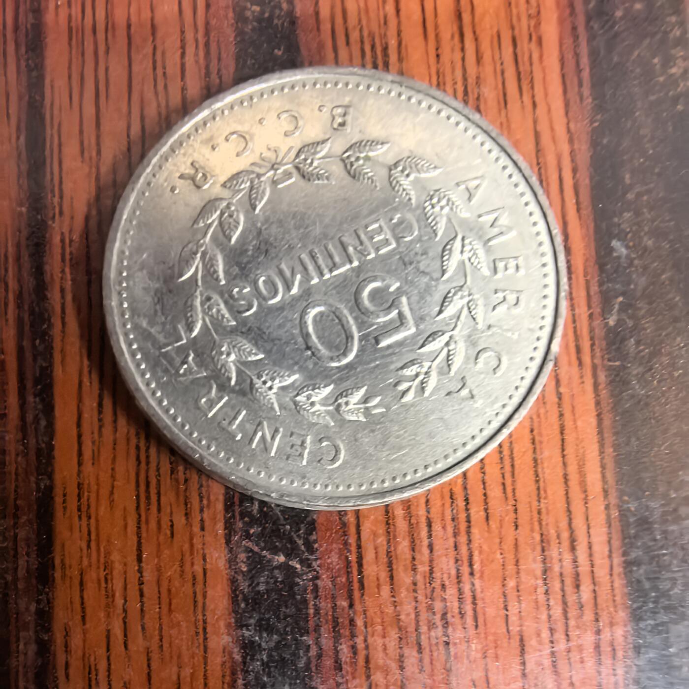 泡泡币外币第三十六场可代拍15038385335微信 哥斯达黎加硬币。