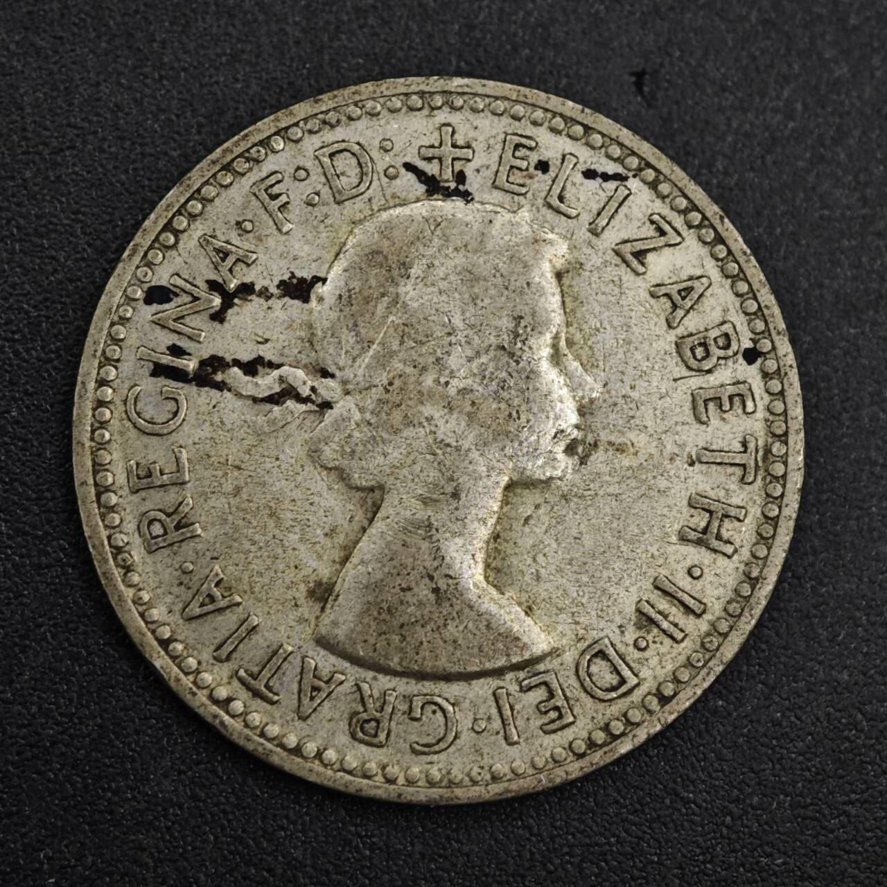 【淘币小摊】限时拍第八百一十二拍  小银币场  满百包邮可预留两周  周一统一发货  澳大利亚1957年伊丽莎白二世一先令银币