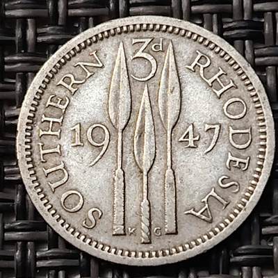 布加迪🐬～世界钱币(上海)🌾第 262 期 /  各国套币和散币 - 南罗德西亚 1947年 3便士 乔六头像