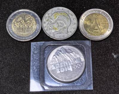 北京马甸外国币专卖第147期，外国币专场，陆续上拍，欢迎关注 - 西班牙2欧元，德国2马克，泰国10铢，俄罗斯25卢布，4枚纪念币