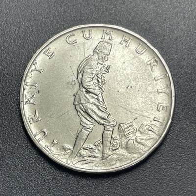 回流1130 - 土耳其1976年2.5里拉30妈咪 独立战争中的士兵形象