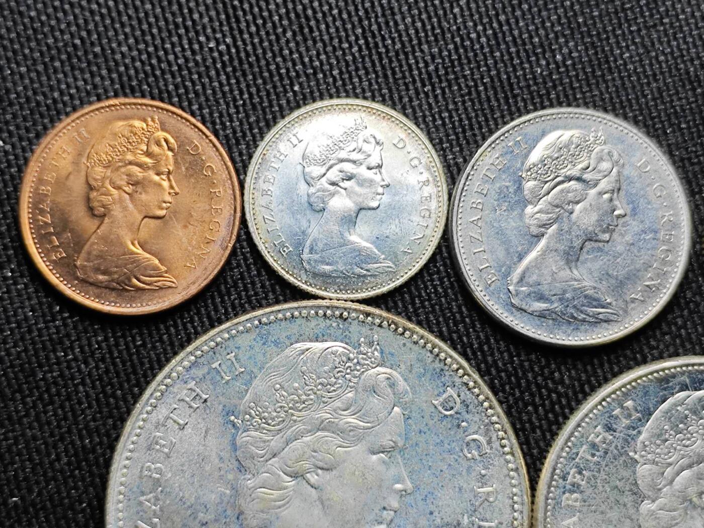 KK钱币收藏小铺 （套币 好品/批量散币 银币）专场  2月预留时间 周末发货  加拿大建国200周年纪念套币 含4枚银币