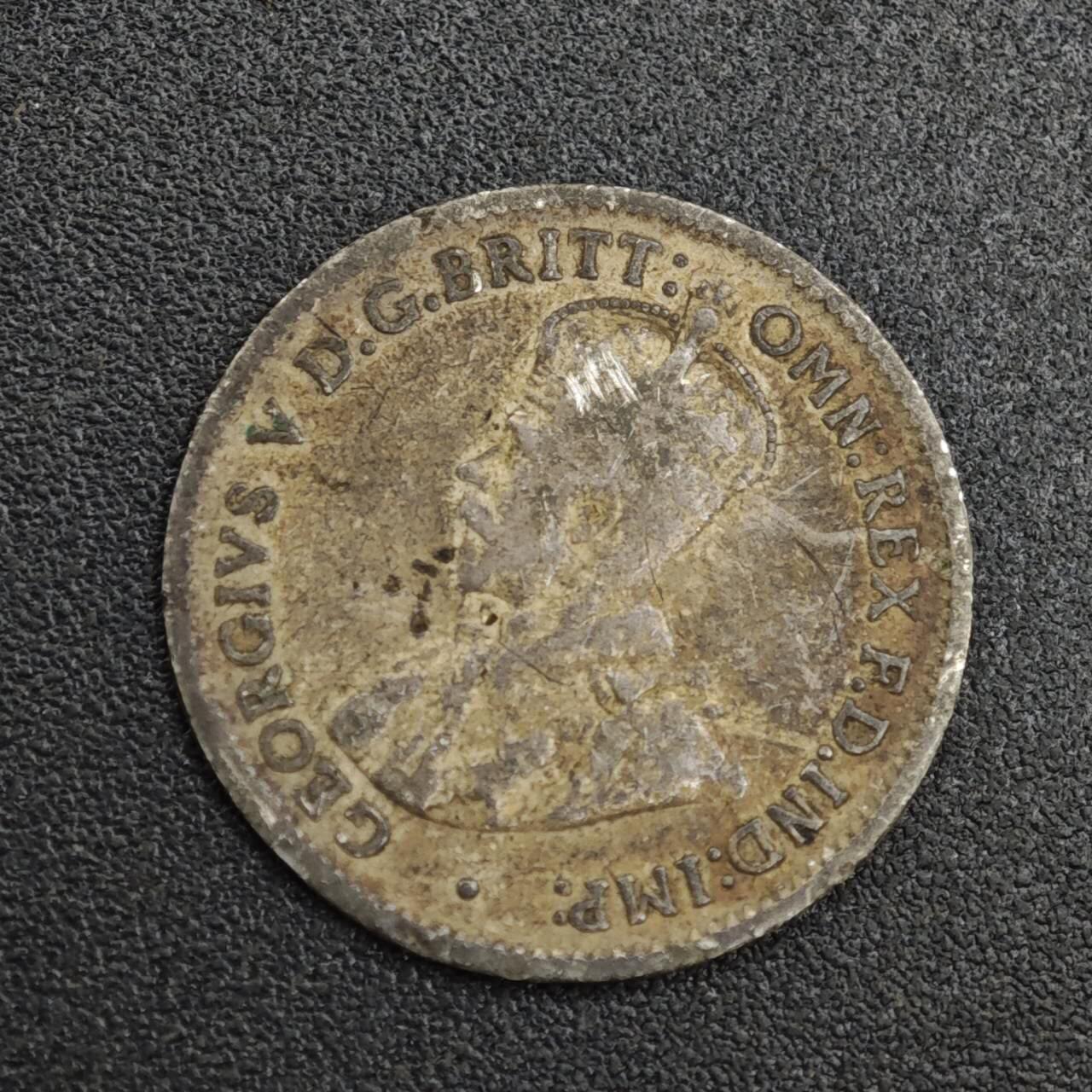 【淘币小摊】限时拍第八百一十二拍  小银币场  满百包邮可预留两周  周一统一发货  澳大利亚1917年乔治五世3便士银币