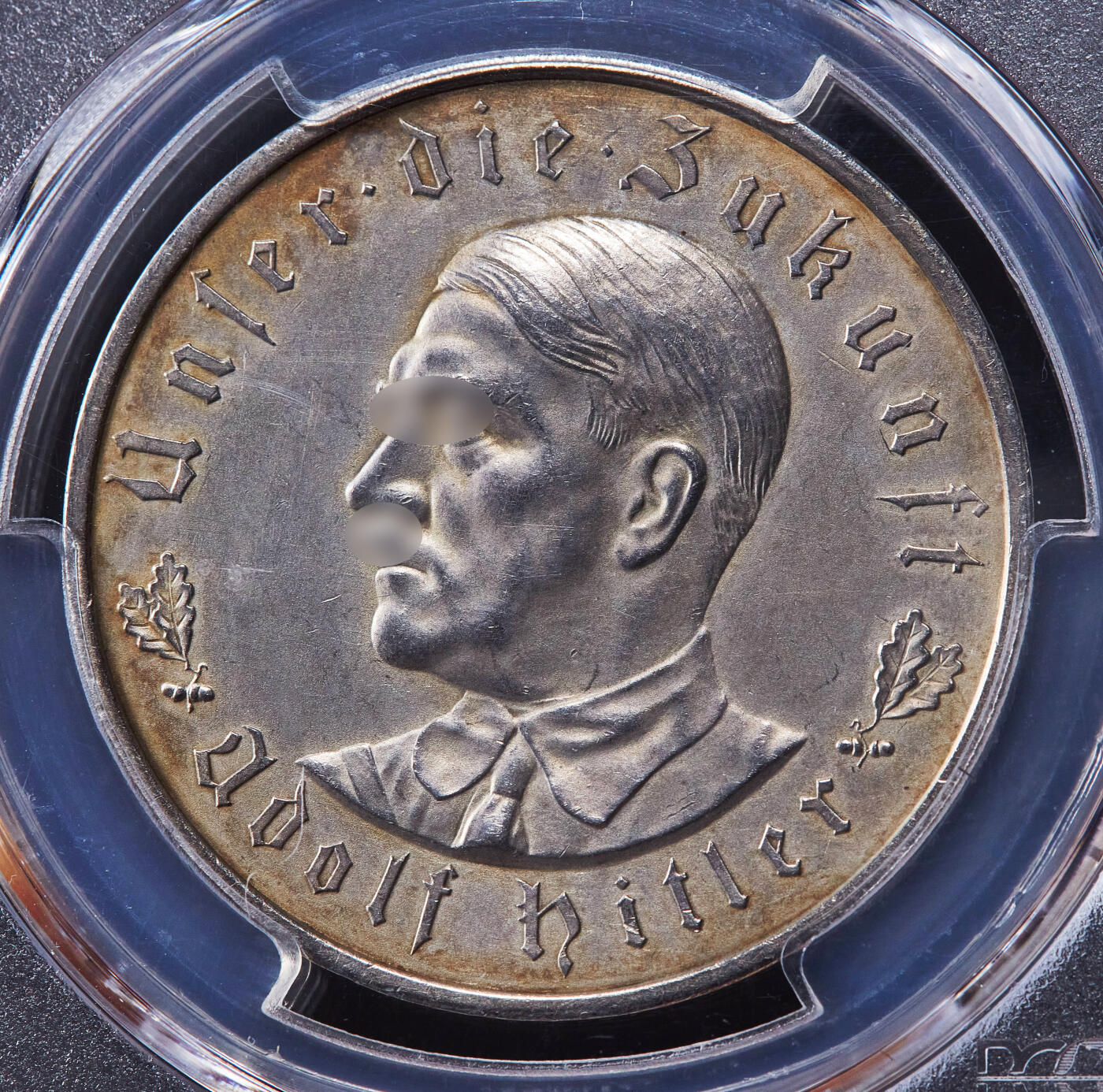 【俄甄集藏】2025年(045)12-03 星期三 晚 19:30 全场包邮 德国第三帝国1933年总理执政纪念锁链鹰银章，PCGS SP62，黄油彩原味状态，原图联系客服或前往对应官网进行查询