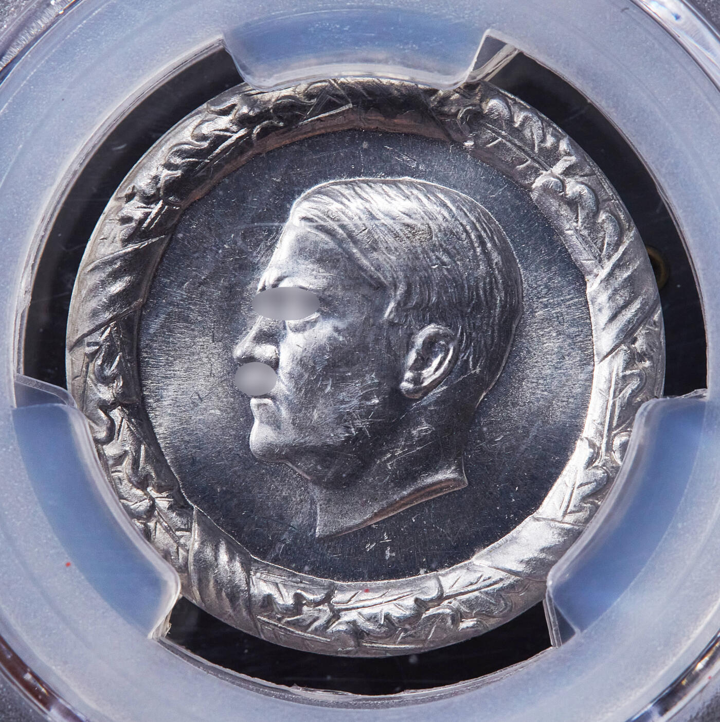 【俄甄集藏】2025年(045)12-03 星期三 晚 19:30 全场包邮 德国第三帝国1936年纪念总理铝质纪念徽章，PCGS MS63，加厚盒，联系客服或前往对应官网进行查询