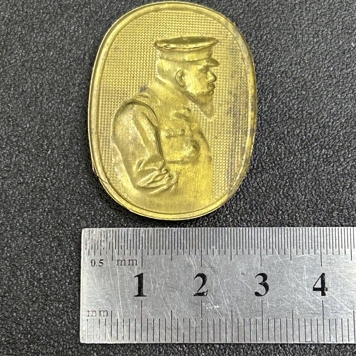 西秦中古拍卖第六十八期 不忘历史·抗战收藏 甲午战争、日俄战争、庚子国难日本战犯明治天皇纪念章 铜制