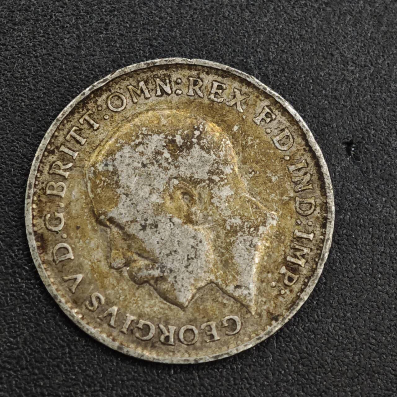 【淘币小摊】限时拍第八百一十二拍  小银币场  满百包邮可预留两周  周一统一发货  英国1919年乔治五世3便士银币