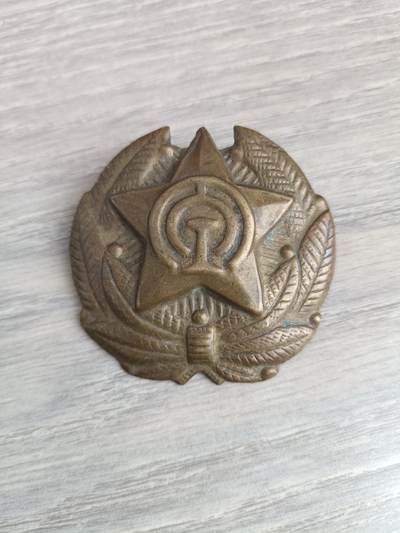 朝鲜铁路帽徽 - 朝鲜铁路帽徽