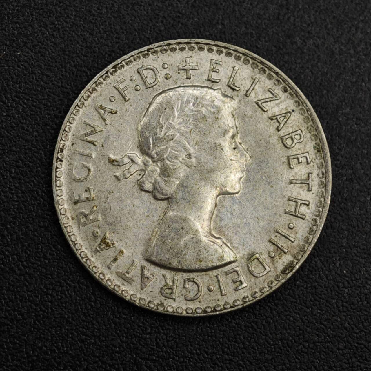 【淘币小摊】限时拍第八百一十二拍  小银币场  满百包邮可预留两周  周一统一发货  澳大利亚1964年伊丽莎白二世3便士银币