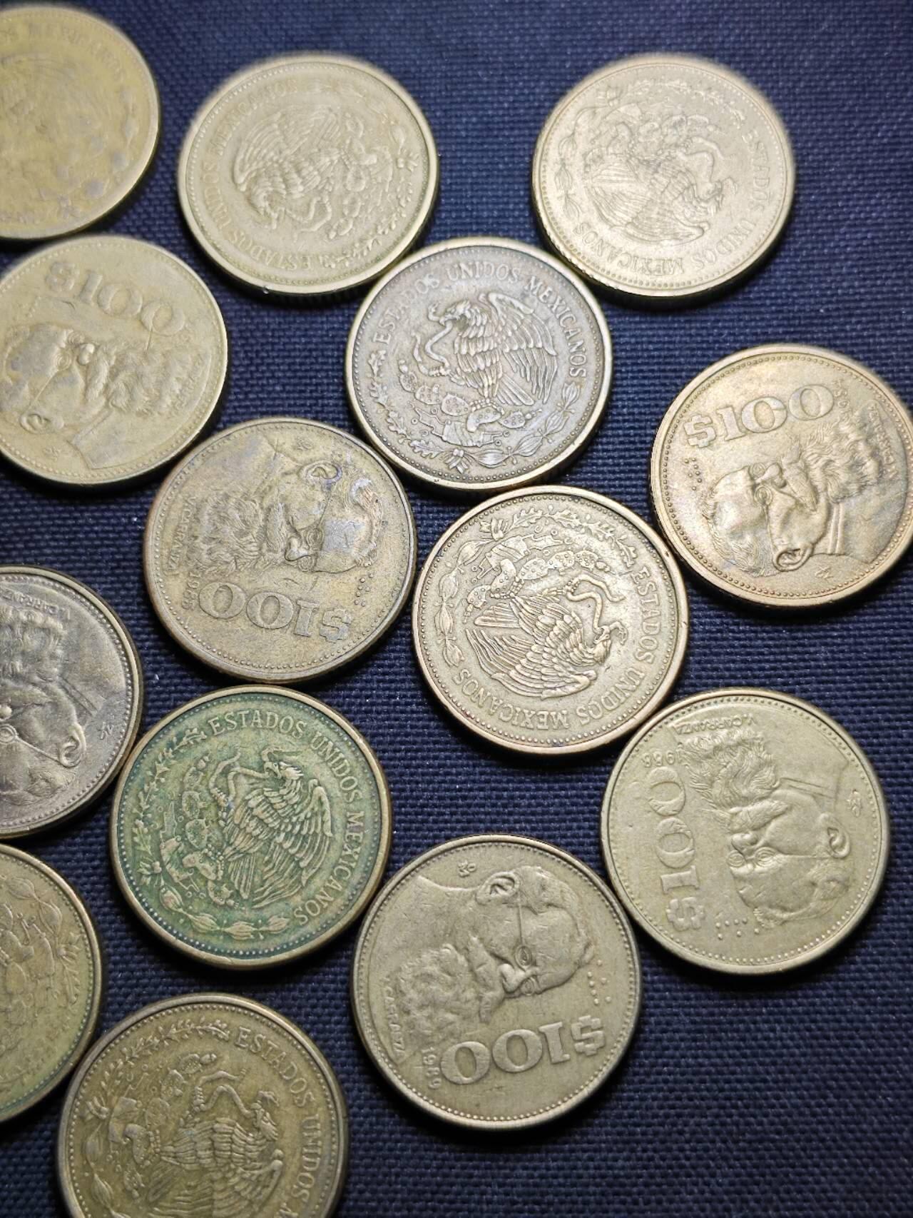 KK钱币收藏小铺 （套币 好品/批量散币 银币）专场  2月预留时间 周末发货  墨西哥100比索铜币20枚