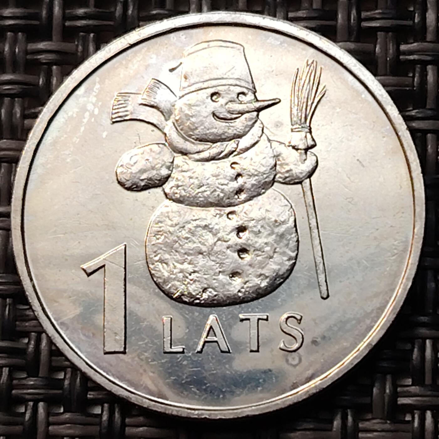 布加迪🐬～世界钱币(上海)🌾第 262 期 /  各国套币和散币 拉脱维亚🇱🇻 2007年 1拉特 雪人 纪念币 雪人