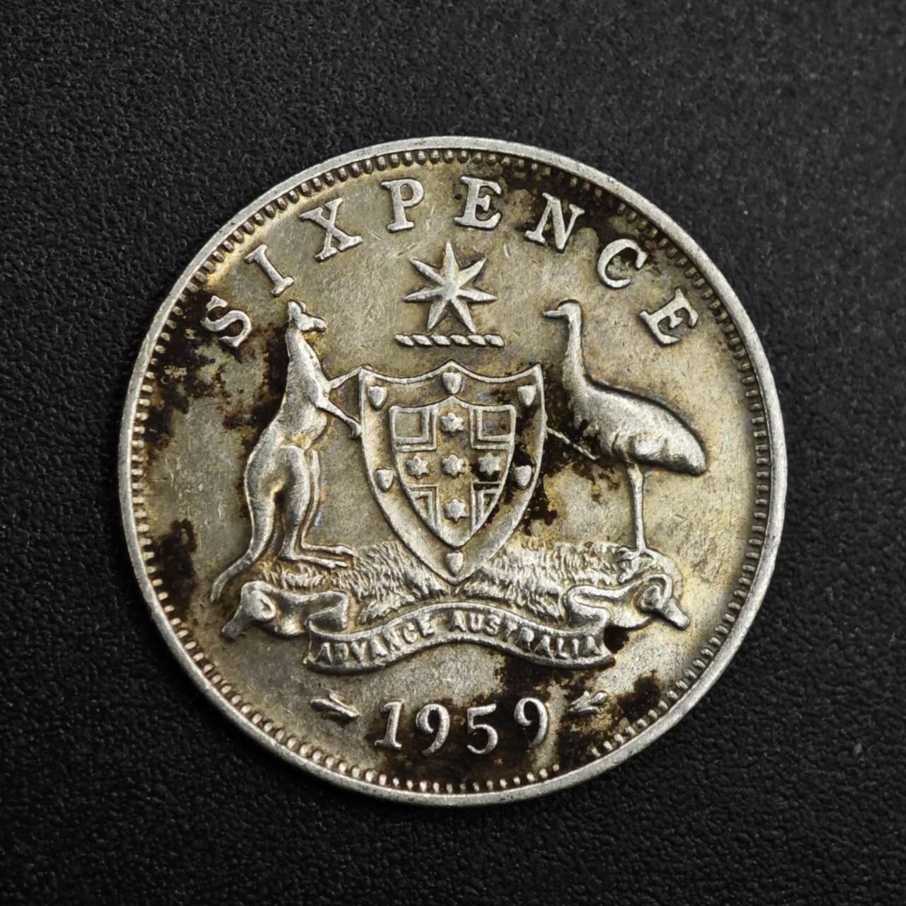 【淘币小摊】限时拍第八百一十二拍  小银币场  满百包邮可预留两周  周一统一发货  澳大利亚1959年伊丽莎白二世6便士银币