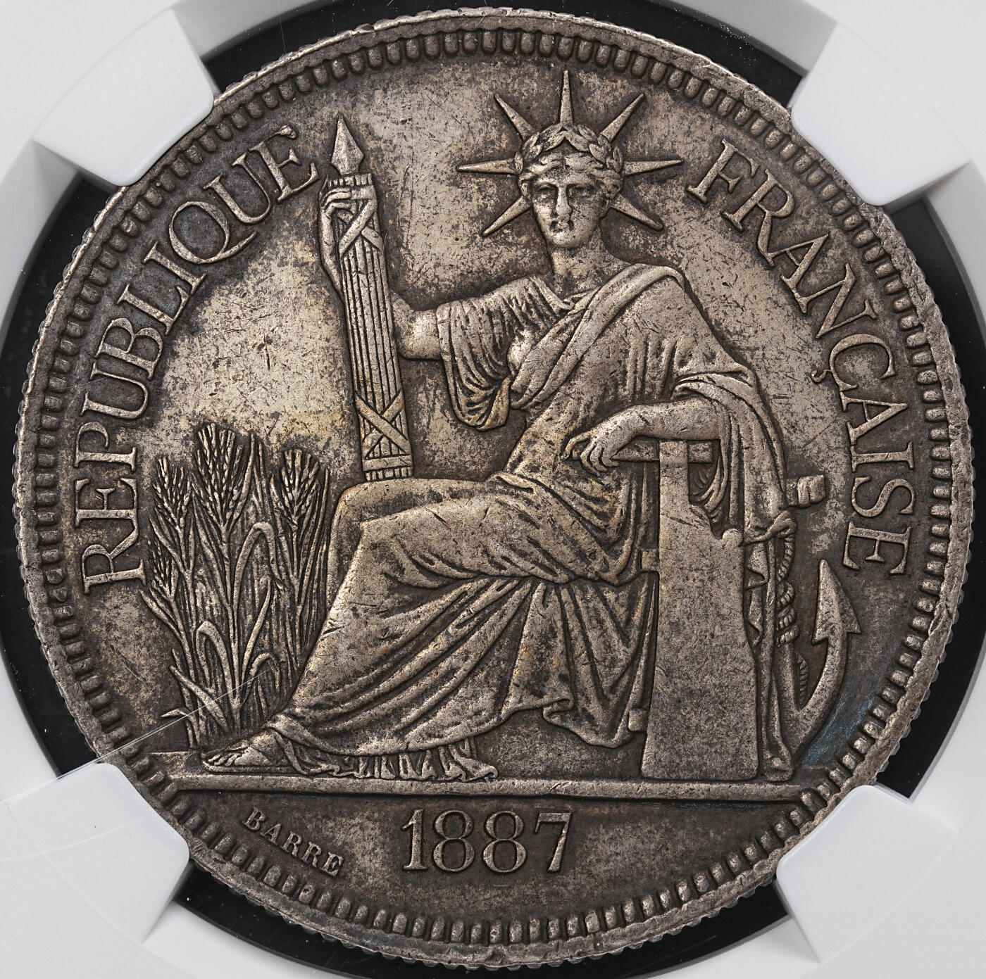 修遠堂世界钱币第九十五期 NGC XF45 1887年法属印支坐人大银币 早期加重版