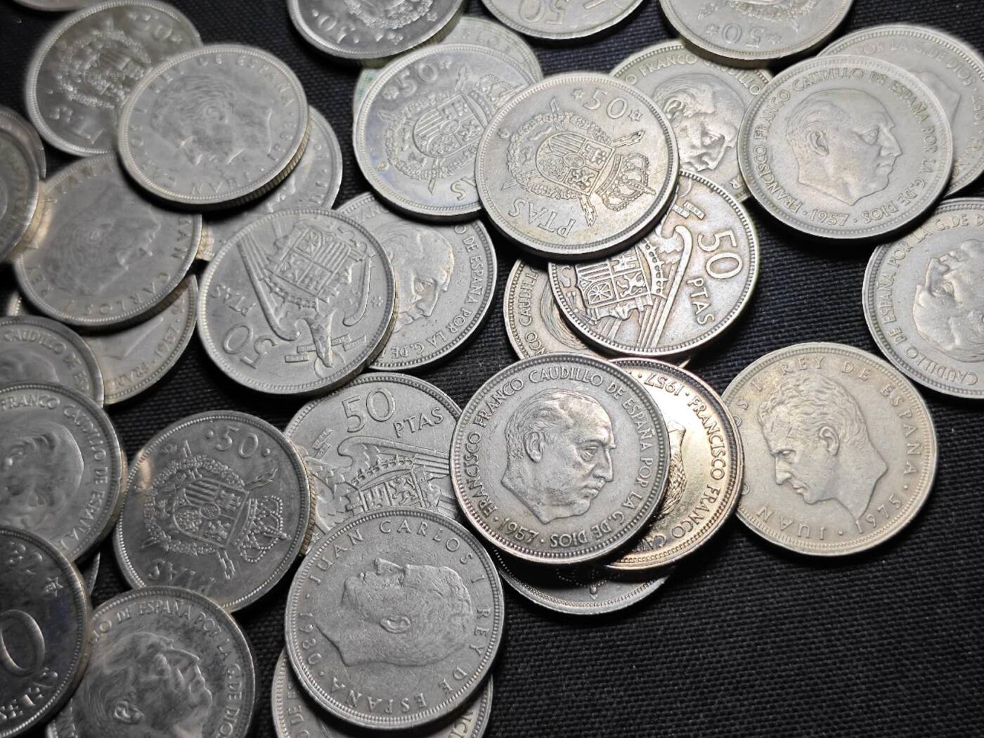 KK钱币收藏小铺 （套币 好品/批量散币 银币）专场  2月预留时间 周末发货  西班牙50比塞塔一组45枚 含纪念币