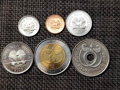 布加迪🐬～世界钱币(上海)🌾第 262 期 /  各国套币和散币 - 巴布亚新几内亚 6枚套币