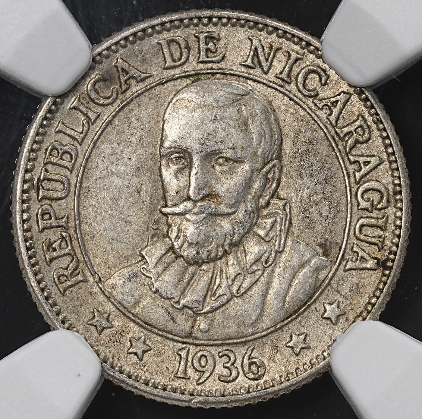 修遠堂世界钱币第九十五期 NGC评级 瑞士，尼加拉瓜银币各一枚