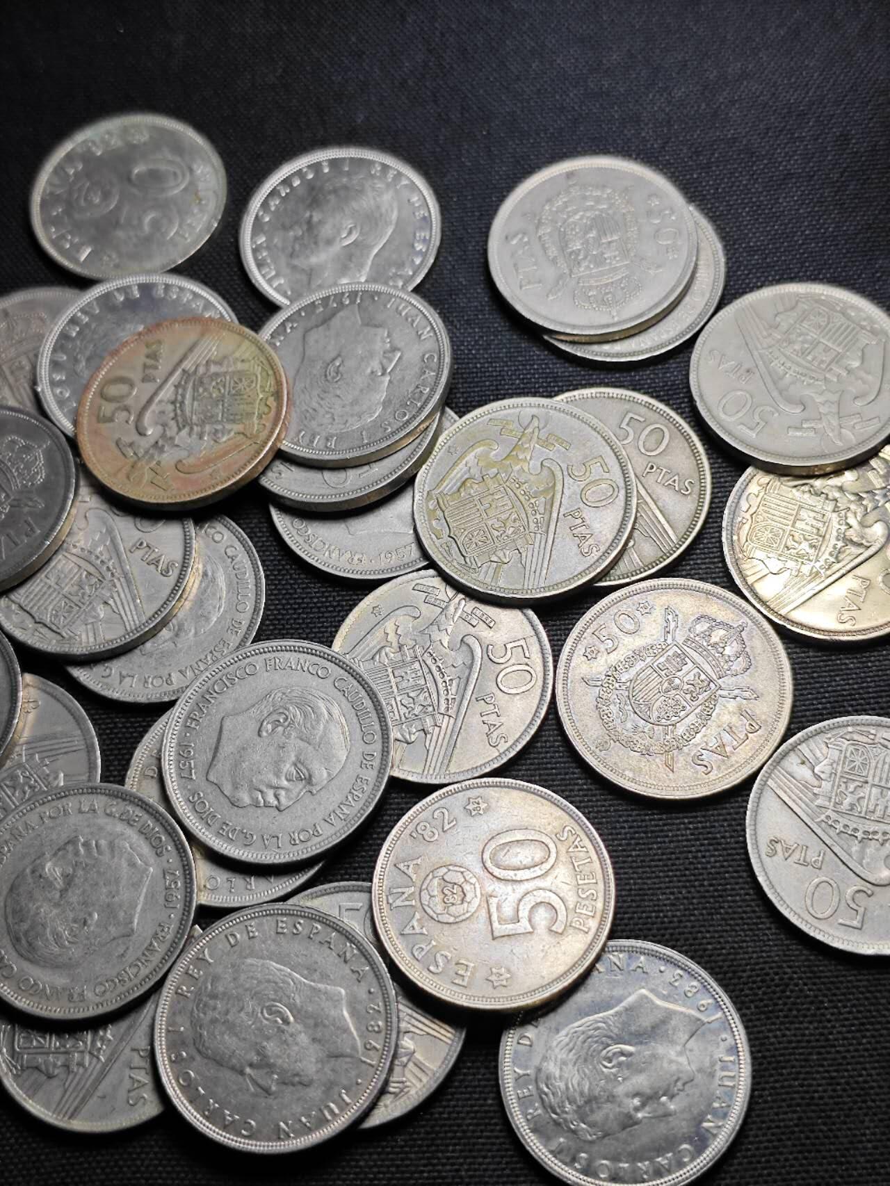 KK钱币收藏小铺 （套币 好品/批量散币 银币）专场  2月预留时间 周末发货  西班牙50比塞塔一组45枚 含纪念币