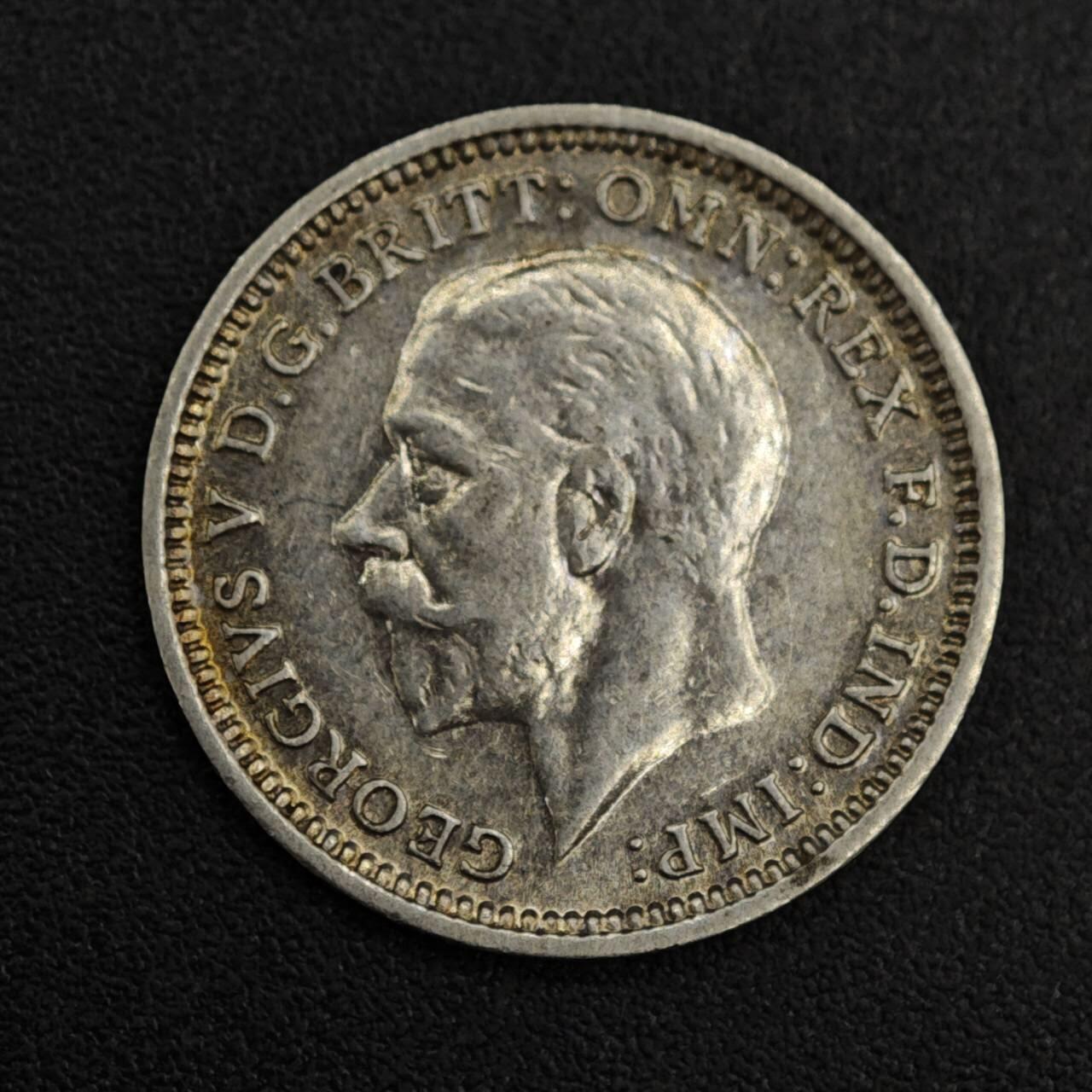 【淘币小摊】限时拍第八百一十二拍  小银币场  满百包邮可预留两周  周一统一发货  英国1935年乔治五世3便士银币