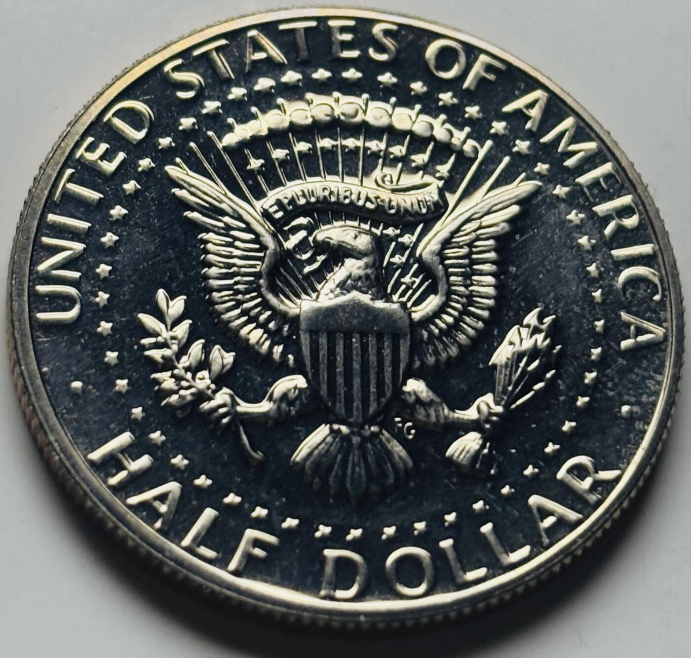 文馨钱币收藏第 284 场，【 长期接收代拍品】老藏家拍品南朝鲜李承晚时期货币，泰国大型纪念币，土耳其各时期及各国套币场 原光 1972 年美国肯尼迪半美元精制币S 版