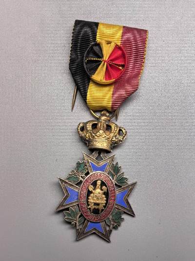 小驴勋章奖章收藏11月29日周六晚六点拍卖（珍爱和平，收藏战争，铭记历史，勿忘国耻，忠党爱国。有偿代拍，送拍规则在简介最后，参拍须阅读规则后再参拍，关系到运费包装发货时效真假辨别等关键信息，拍卖时不再发原图，看大图店主微信码在拍卖店铺介绍里） - 比利时一级劳工勋章