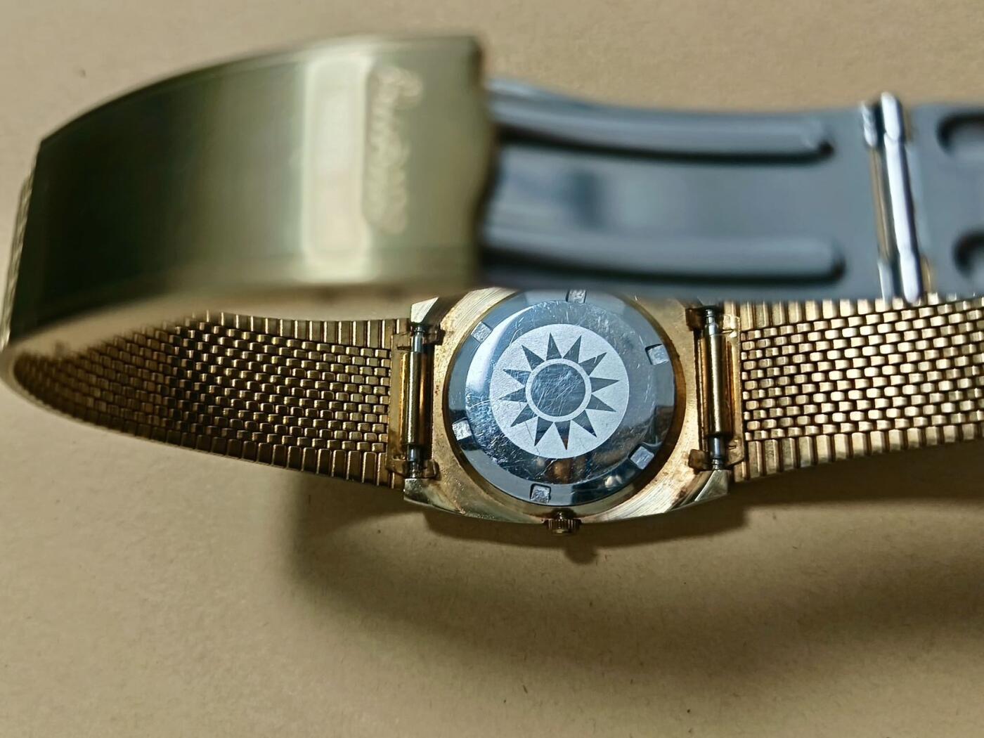 【第貳場】近代勋奖章徽章服饰杂项专场 民国 参谋总长陈橤龄赠 纪念表/石英表