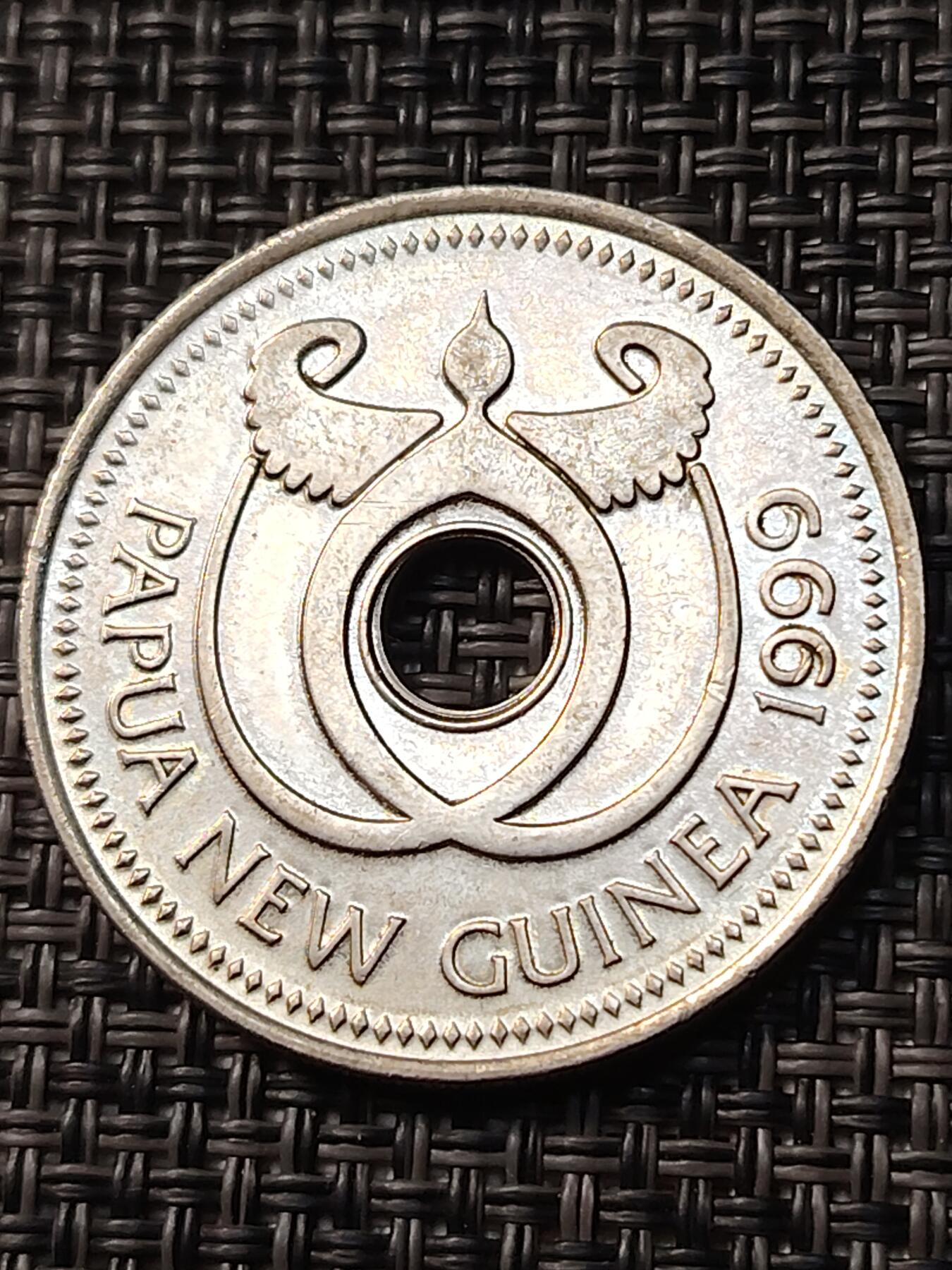 布加迪🐬～世界钱币(上海)🌾第 262 期 /  各国套币和散币 巴布亚新几内亚 6枚套币