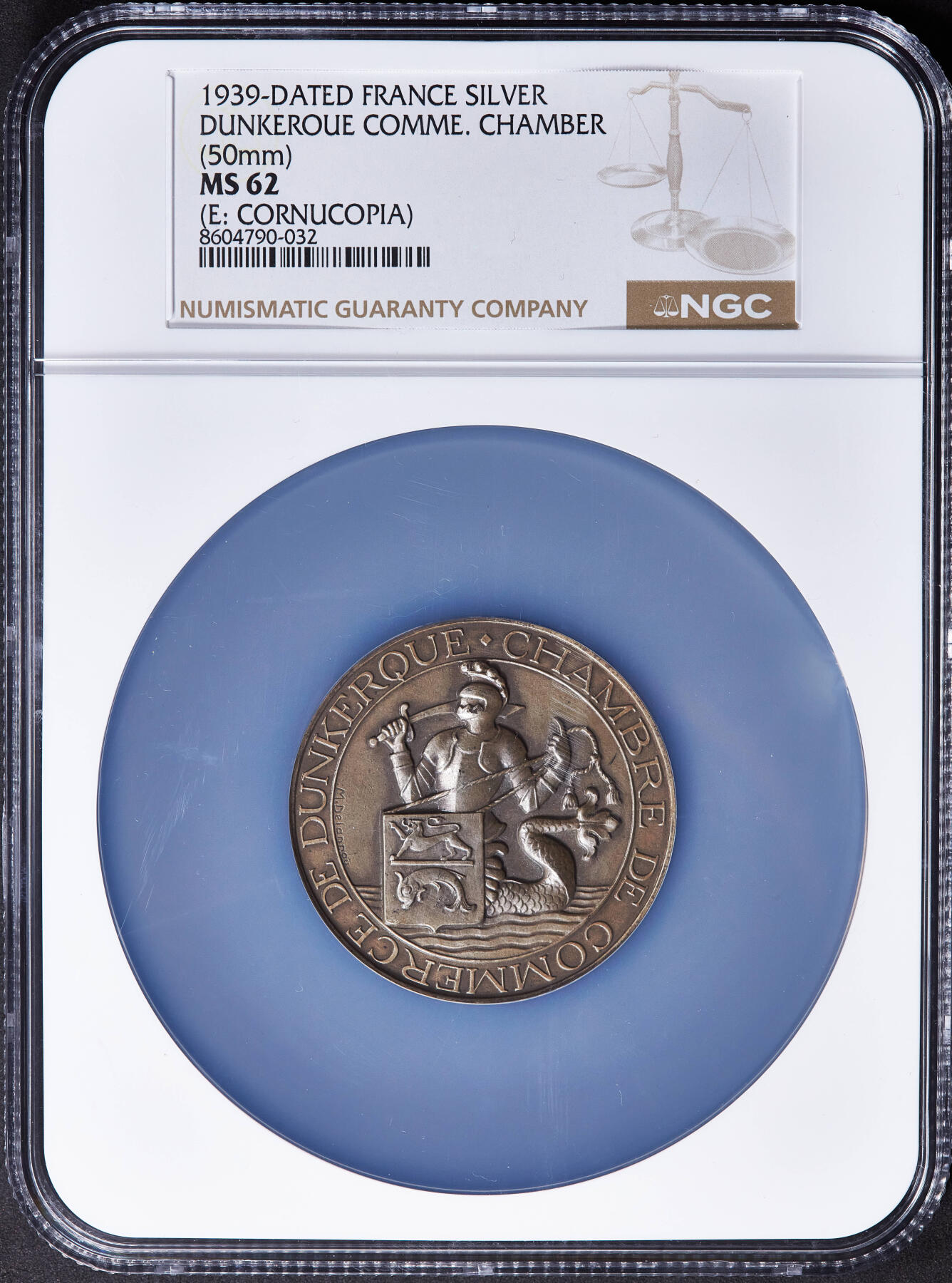 【俄甄集藏】2025年(045)12-03 星期三 晚 19:30 全场包邮 法国1939年敦刻尔克商会赠送英国布里斯托尔码头委员会主席外交赠礼大银章，NGC MS62，直径：50mm，丰饶角铭，正面骑士+还怪尾部象征军事与贸易，雄狮+海豚为敦刻尔克市徽，雕刻家麦德林作品