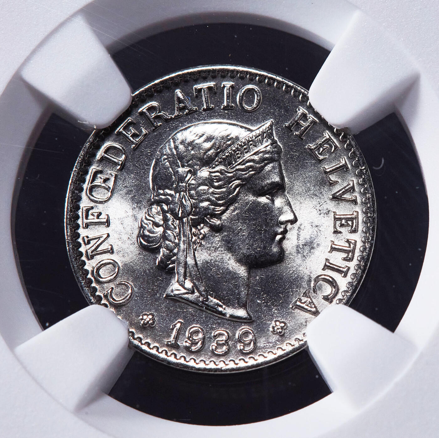 【俄甄集藏】2025年(045)12-03 星期三 晚 19:30 全场包邮 瑞士1939年B版5生丁镍币，NGC MS65，顶级转光