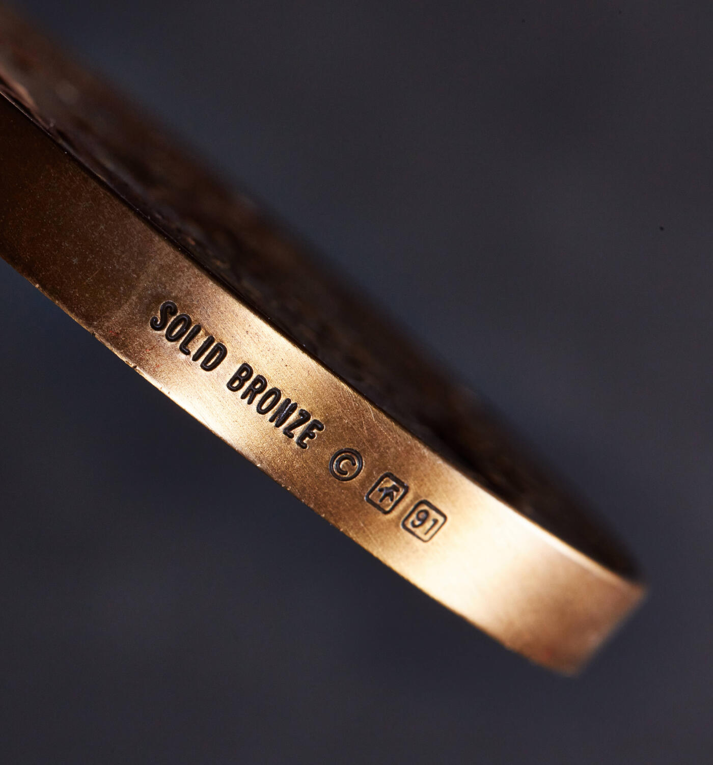 【俄甄集藏】2025年(045)12-03 星期三 晚 19:30 全场包邮 美国1992年纪念哥伦布发现美洲大陆500周年日历大铜章，富兰克林造币厂制造，直径：75mm，重量：259.54克，少见品种