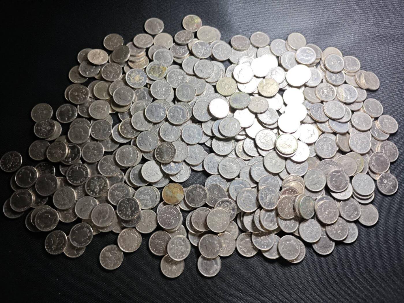 KK钱币收藏小铺 （套币 好品/批量散币 银币）专场  2月预留时间 周末发货  英国5便士401枚 面值20.05镑