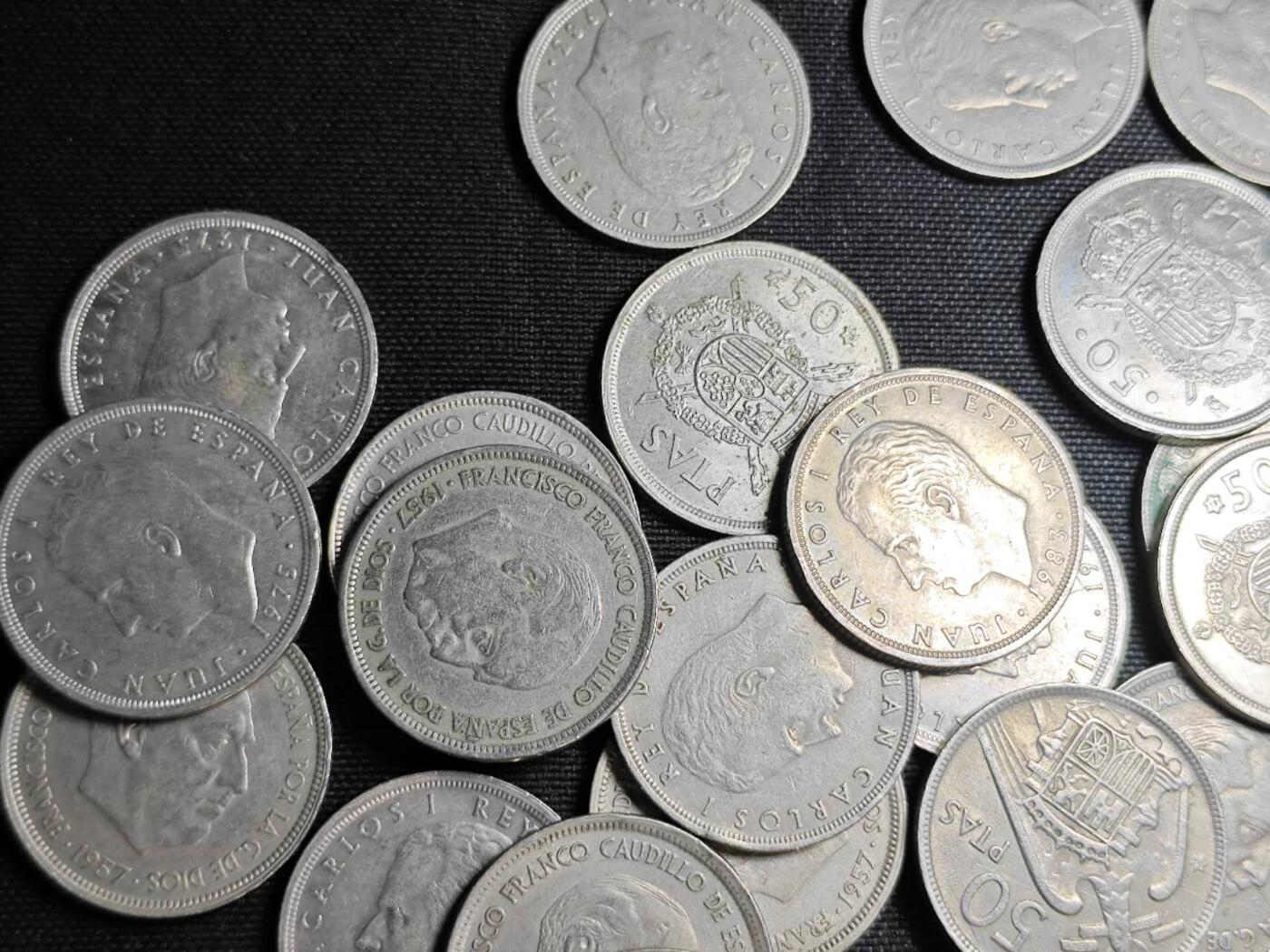 KK钱币收藏小铺 （套币 好品/批量散币 银币）专场  2月预留时间 周末发货  西班牙50比塞塔一组45枚 含纪念币