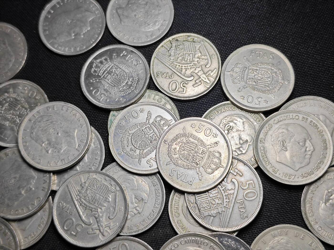 KK钱币收藏小铺 （套币 好品/批量散币 银币）专场  2月预留时间 周末发货  西班牙50比塞塔一组45枚 含纪念币