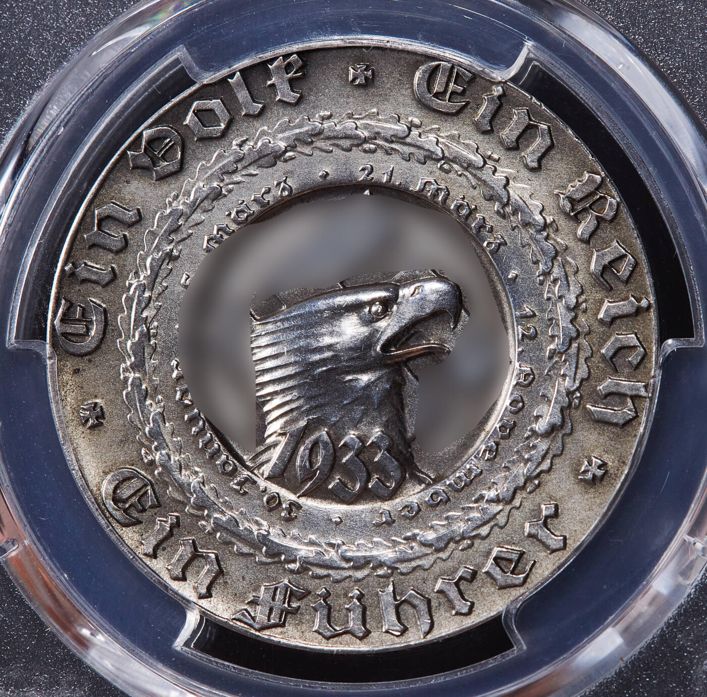 【俄甄集藏】2025年(045)12-03 星期三 晚 19:30 全场包邮 德国第三帝国1933年党魁头像政党大事记纪念银章，PCGS SP63，黄油彩老包浆，原图联系客服或前往对应官网进行查询